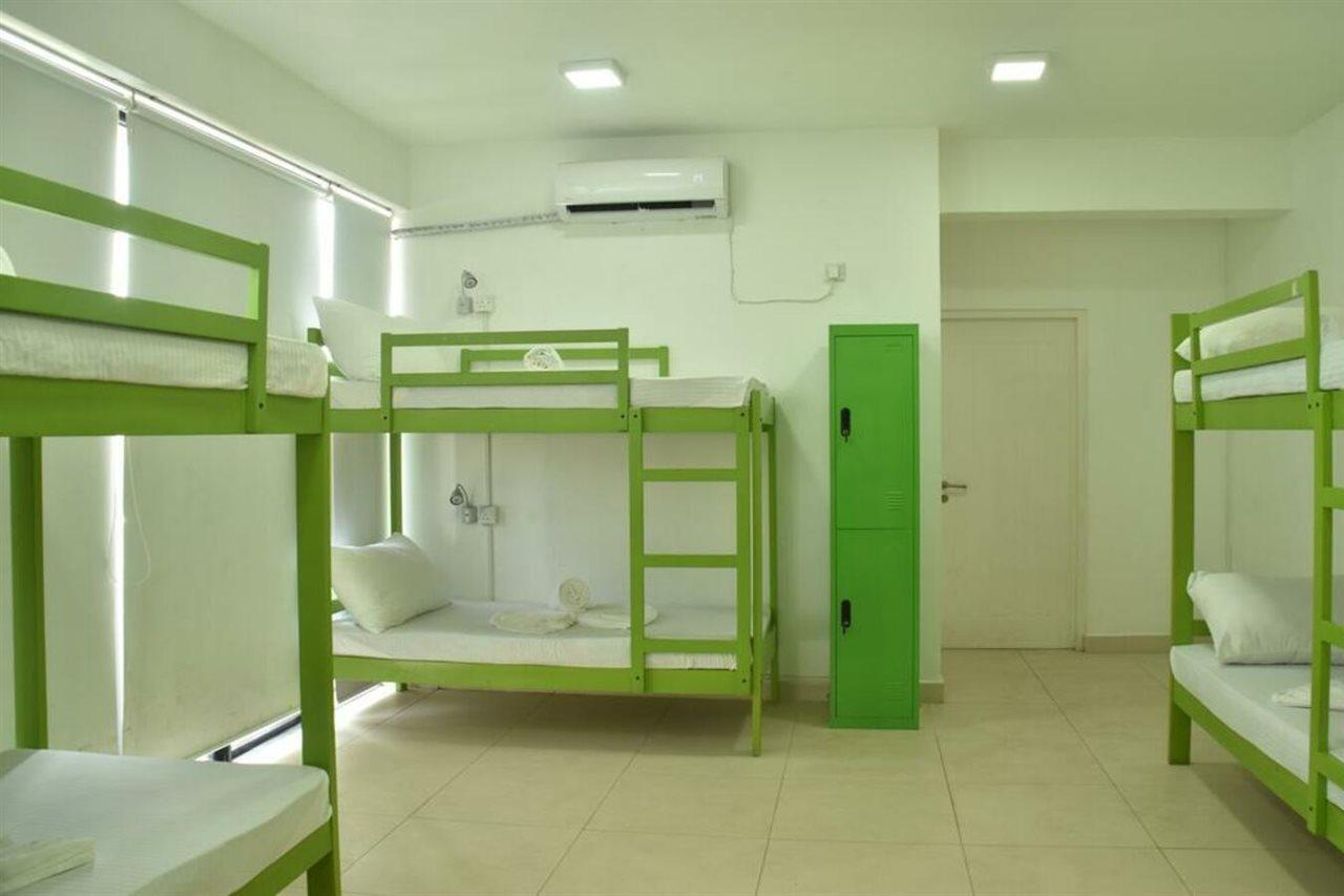 Hotel J Ambalangoda Bagian luar foto