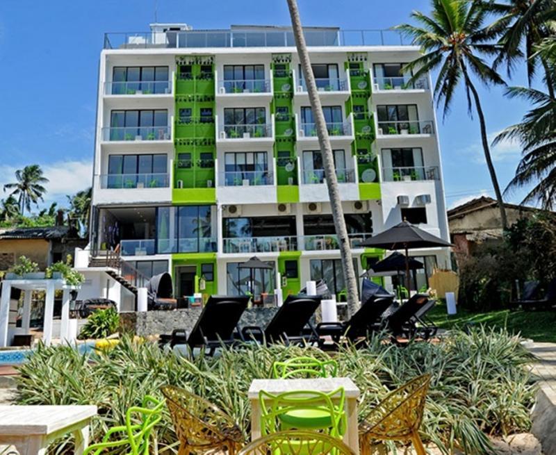Hotel J Ambalangoda Bagian luar foto