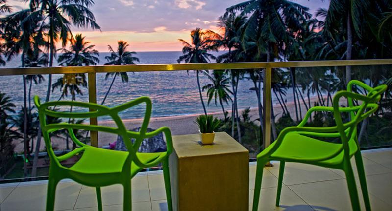 Hotel J Ambalangoda Bagian luar foto